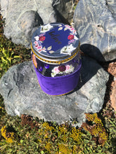 Load image into Gallery viewer, Magnetic Woman Wellness™ Gentle Reminder Jar (Choosing Yourself Collection)
